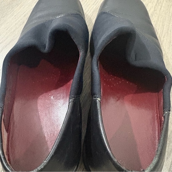 Hush Puppies Women’s Size 5 Black Leather Slip On Loafers Comfort Flex Cushioned - Picture 6 of 8